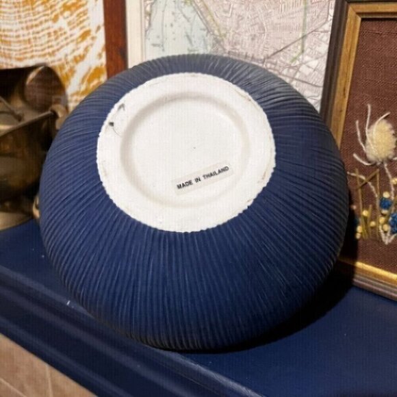 Blue Textured Vase Decor - Picture 6 of 6